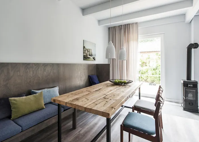 Fischerhaeuser * Heiligenhafen